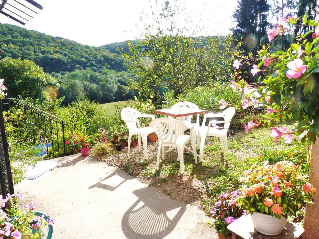 La Maison De Cure Otel Domecy-sur-Cure Dış mekan fotoğraf